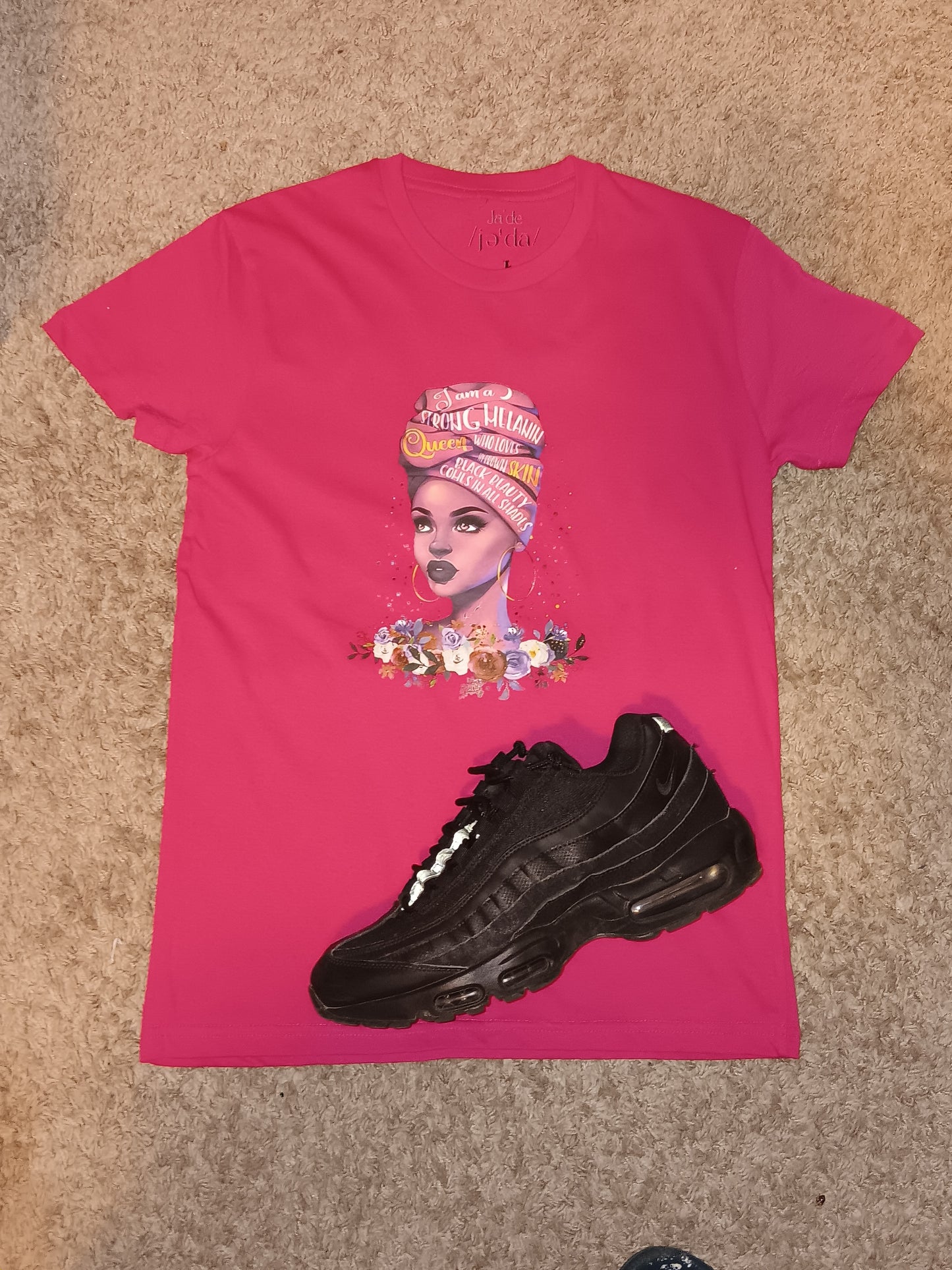 Ja'de Headwrap Queen T-shirt